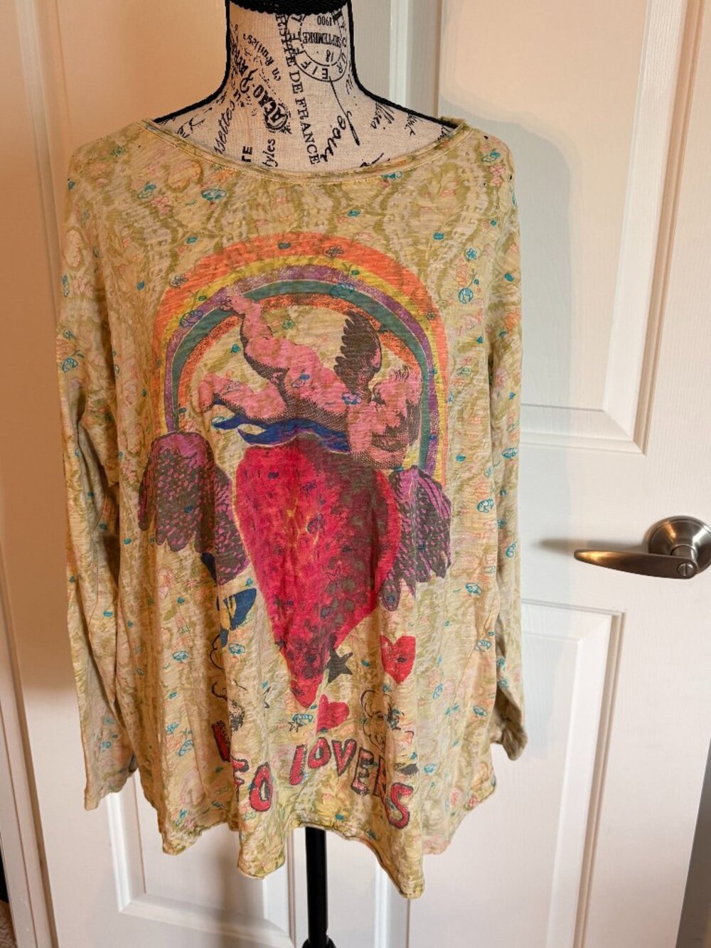 Magnolia Pearl Top #3599 Is For Lovers Strawberry Viggio Tee OOAK NWT
